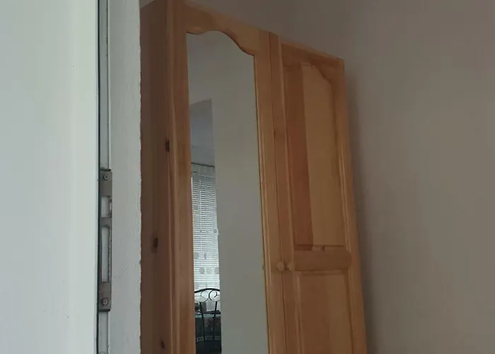 свети никола Casa de hóspedes Sinemoretz